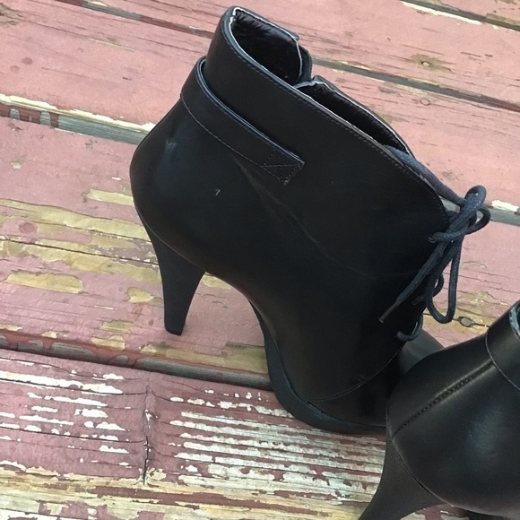 Charles David Black Booties - Picture 8 of 11